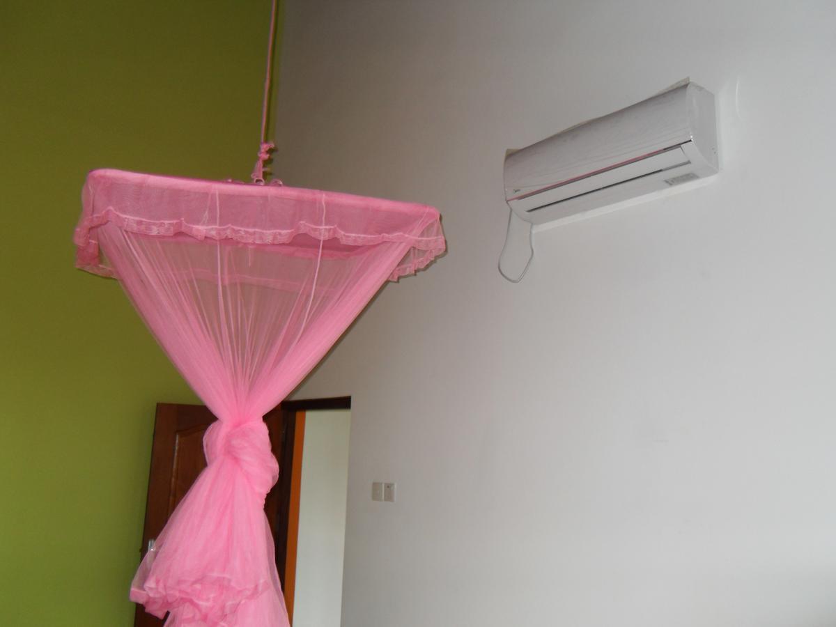 Bee Nest Bed & Breakfast Negombo Exterior photo
