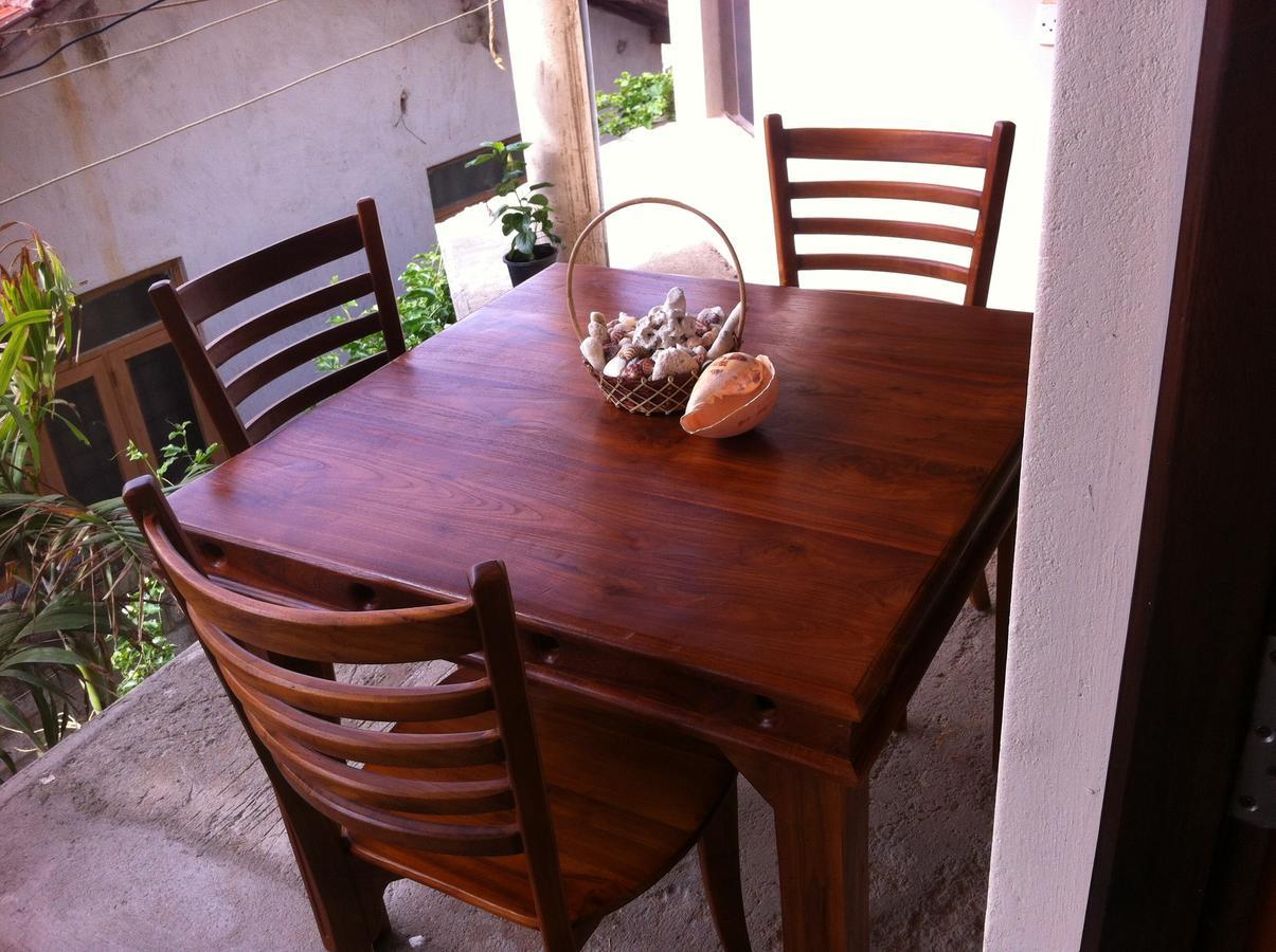 Bee Nest Bed & Breakfast Negombo Exterior photo