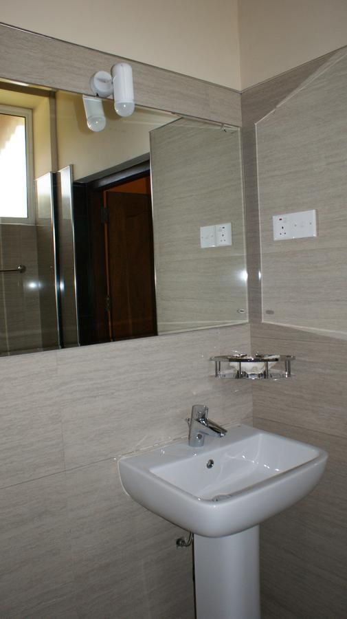 Bee Nest Bed & Breakfast Negombo Exterior photo