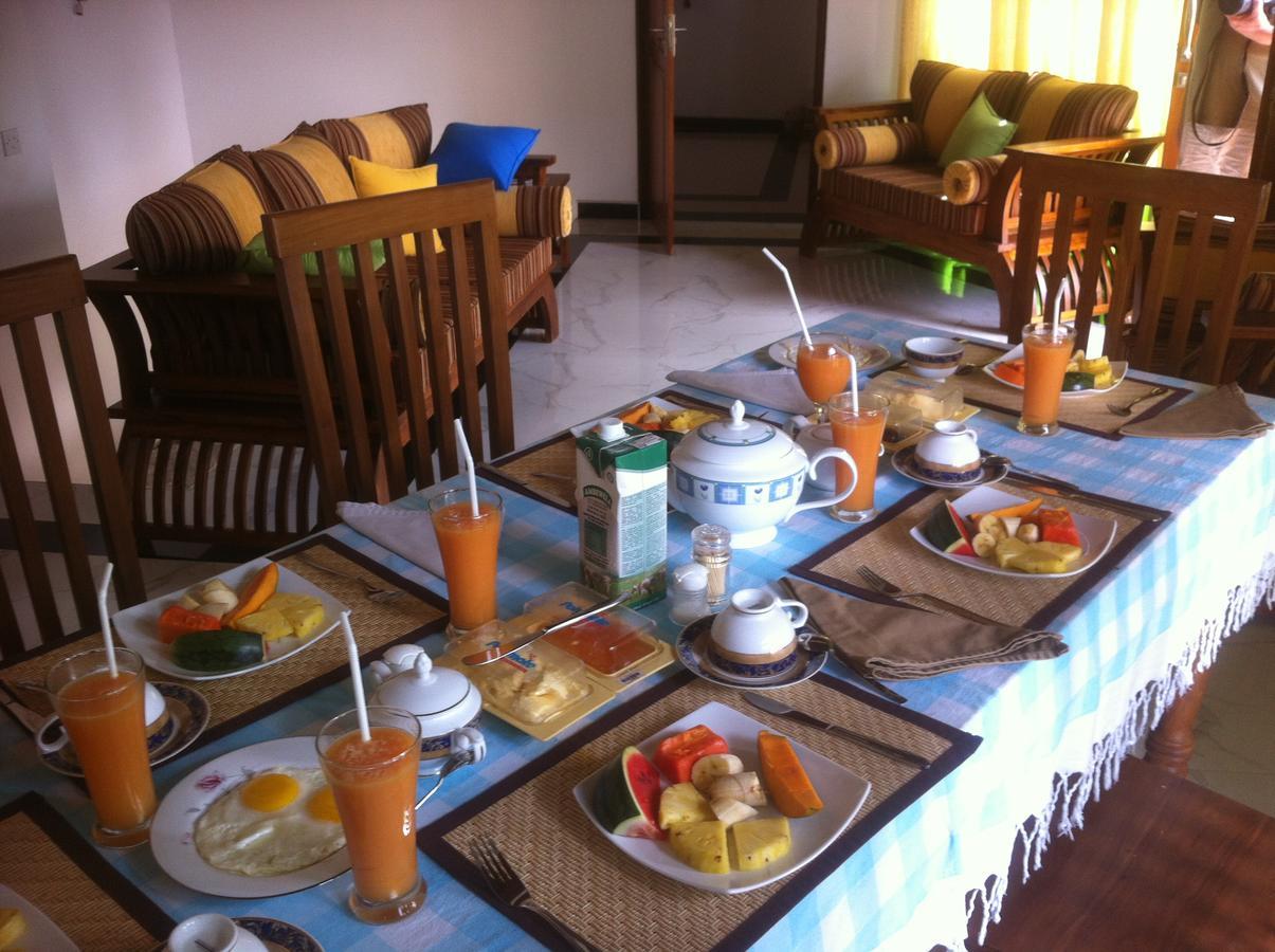 Bee Nest Bed & Breakfast Negombo Exterior photo
