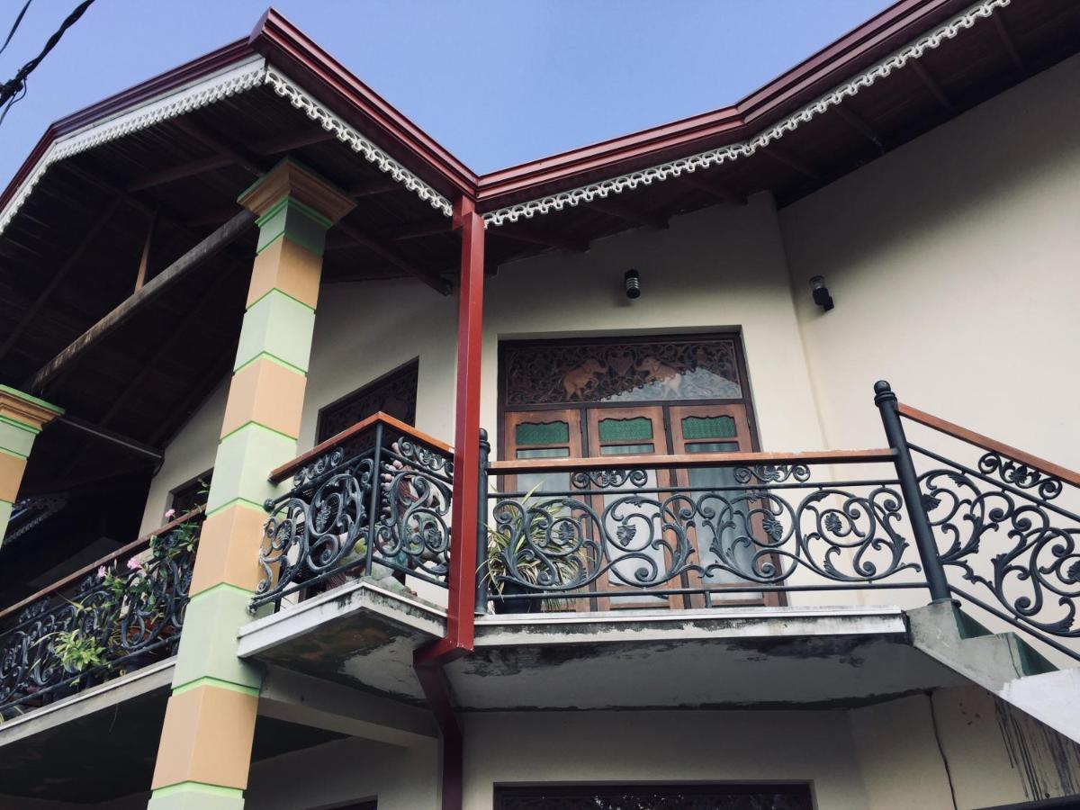 Bee Nest Bed & Breakfast Negombo Exterior photo